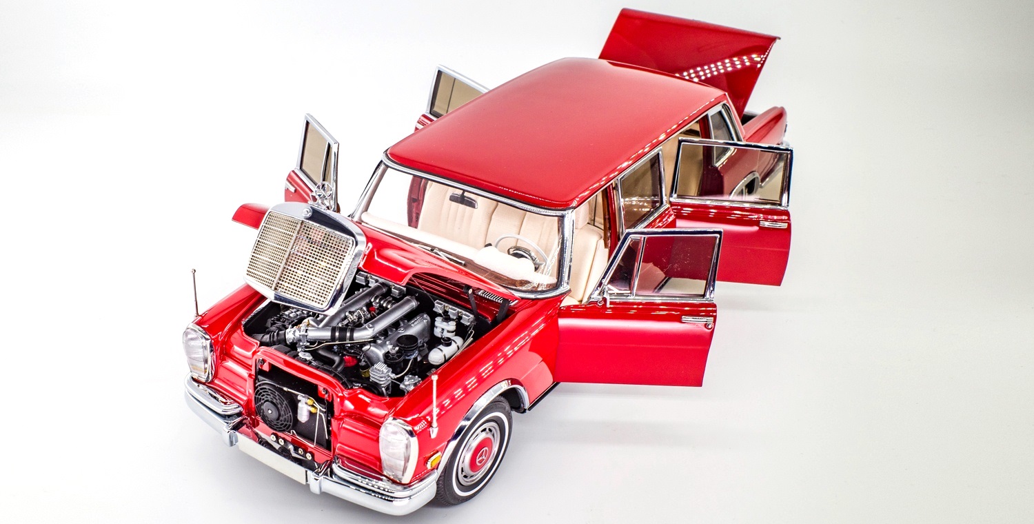 Mercedes-Benz 600 Pullman 6 Portes "Red Baron" c